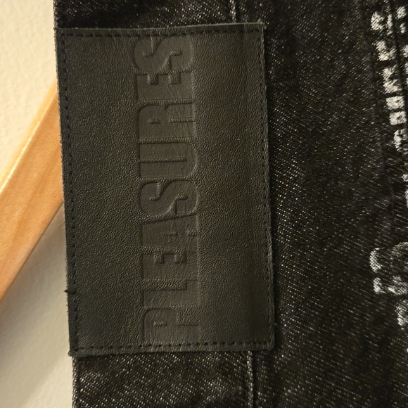 PLEASURES JEANS - Picture 3 of 8